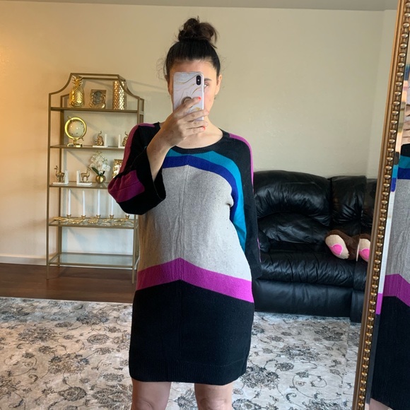 BCBGMaxAzria sweater dress - Picture 5 of 8